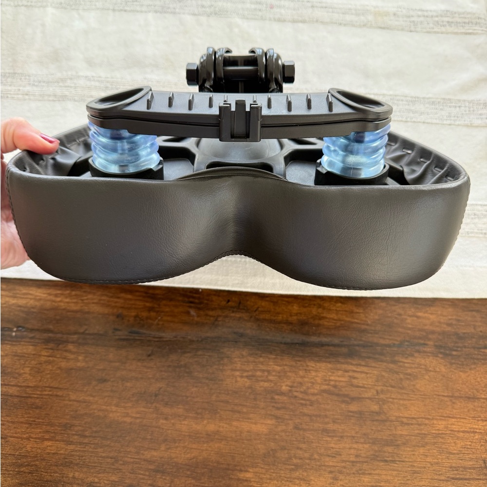 [🟡 Bundle 10 items for $25] 
Black Bicycle Comfort Seat - Picture 6 of 7